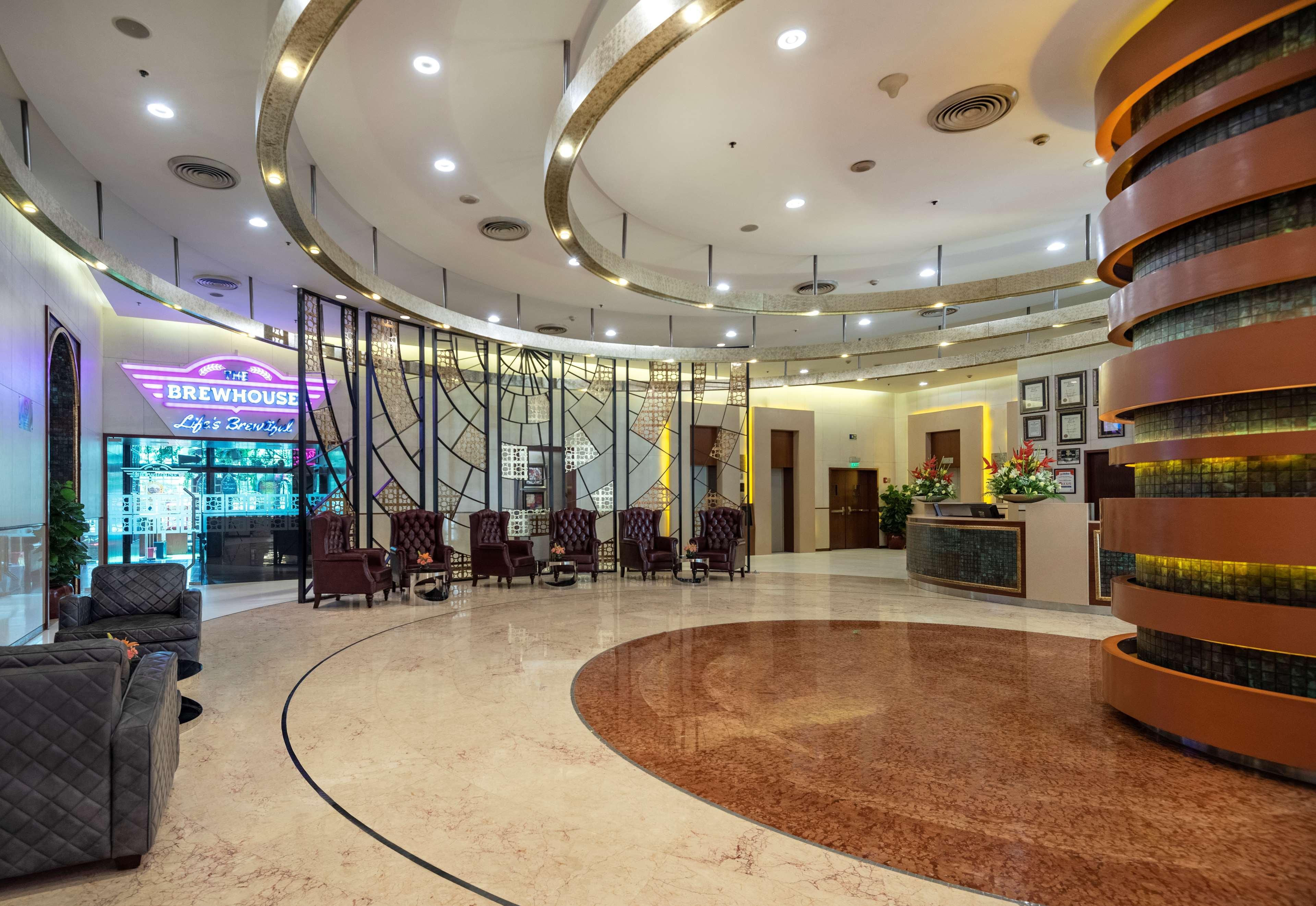เรดิสัน โฮเต็ล คุรุคราม สุห์นาโร้ด ซิตี้เซ็นเตอร์ Hotel คูร์เคาน์ ภายนอก รูปภาพ