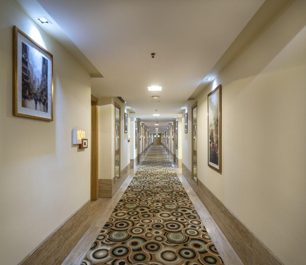 เรดิสัน โฮเต็ล คุรุคราม สุห์นาโร้ด ซิตี้เซ็นเตอร์ Hotel คูร์เคาน์ ภายนอก รูปภาพ