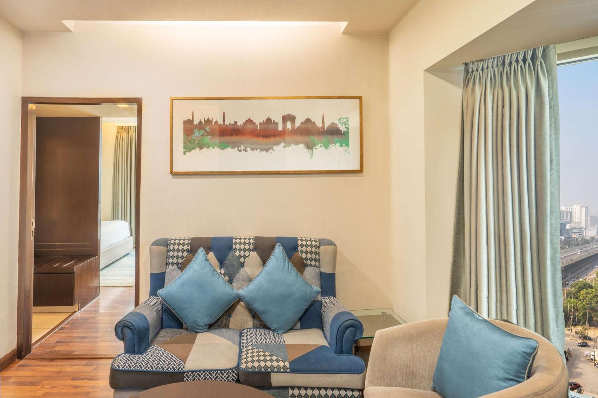 เรดิสัน โฮเต็ล คุรุคราม สุห์นาโร้ด ซิตี้เซ็นเตอร์ Hotel คูร์เคาน์ ภายนอก รูปภาพ