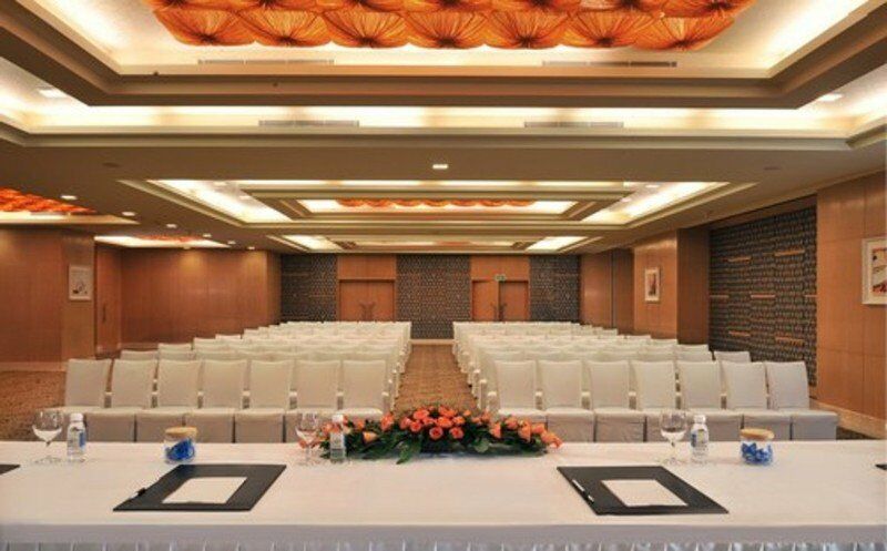 เรดิสัน โฮเต็ล คุรุคราม สุห์นาโร้ด ซิตี้เซ็นเตอร์ Hotel คูร์เคาน์ ภายนอก รูปภาพ